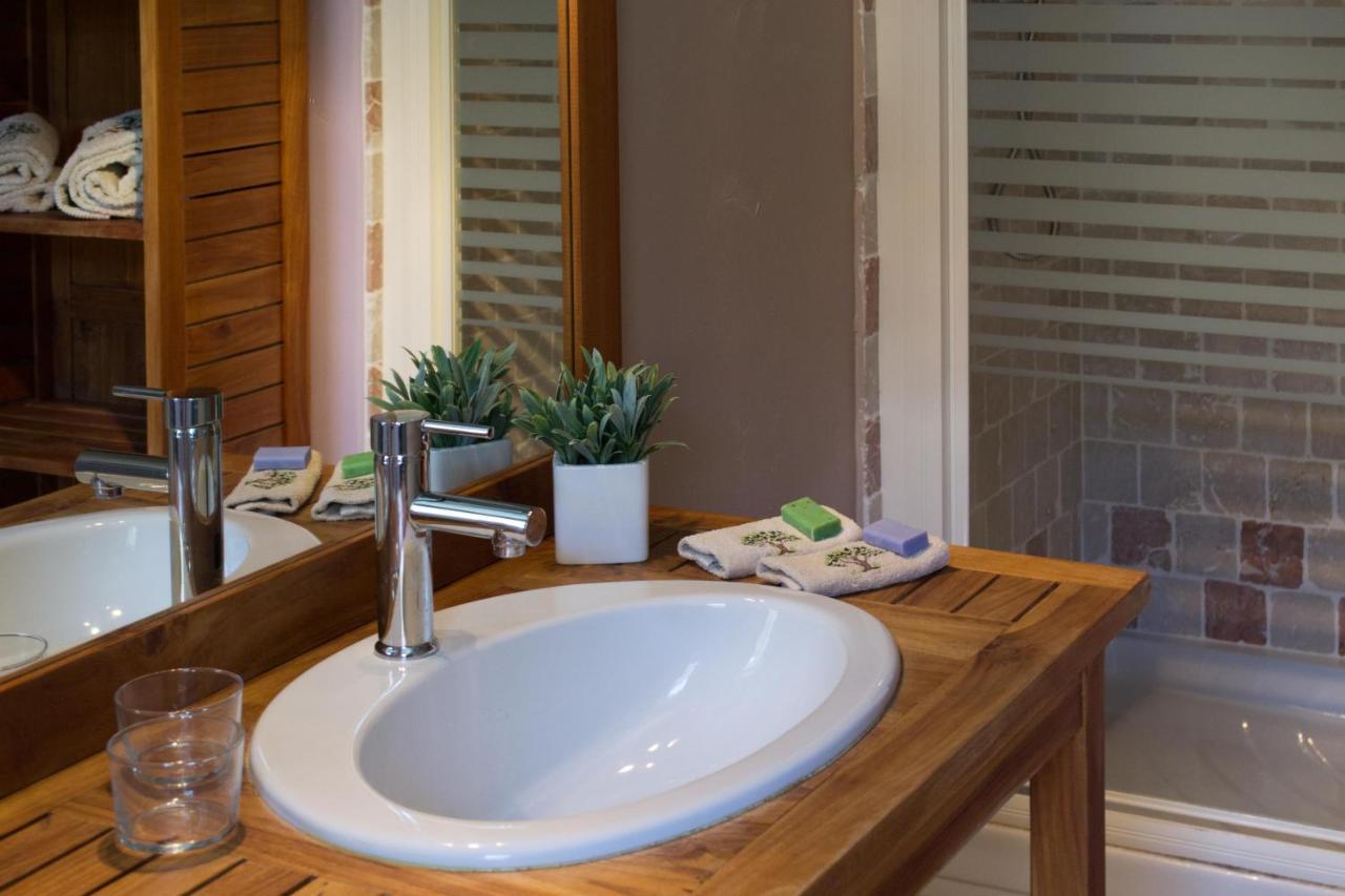 Le Bouquet De L Aromate Bed & Breakfast Joucas Exterior foto